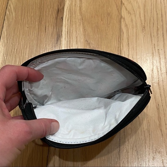 Small apples print toiletries / make-up bag - Picture 3 of 10